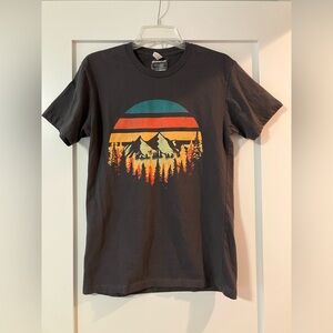 Men’s Graphic T-Shirt, Mountain Design